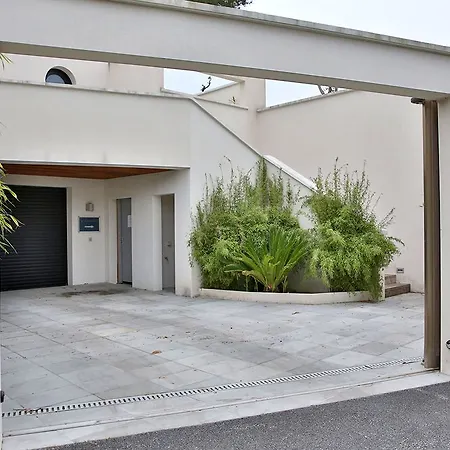 Lafitenia Mayarko Hotel